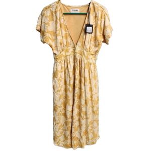 Ezra Crepe Deep V Button Dress In Cliff Rose Print Small NWT The Normal Brand